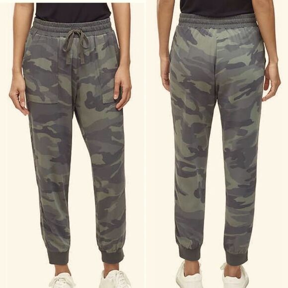 SPLENDID Dark Grey Camo Jogger-S - Picture 1 of 10